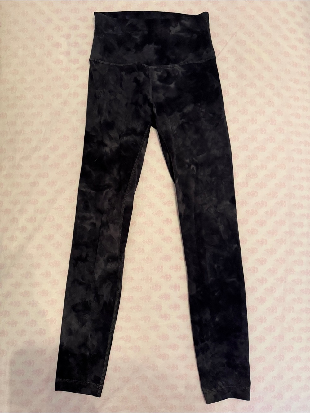 Lululemon Align High-Rise Pant 25"
Diamond Dye Pitch Grey Graphite Grey